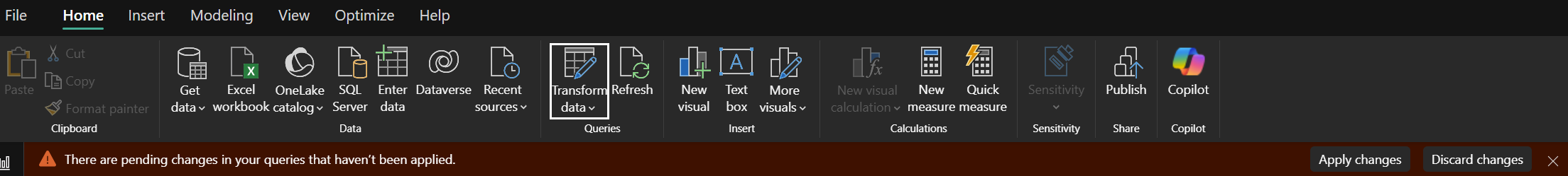 Capture d’écran de la bannière dans Power BI Desktop qui vous rappelle d’appliquer les modifications