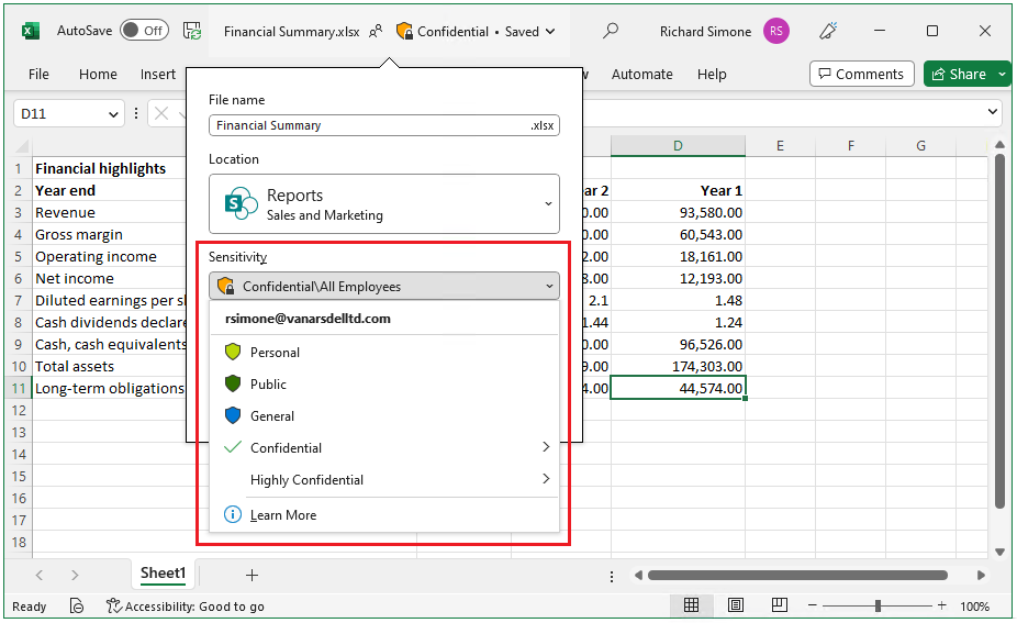 Excel のリボンおよびステータス バーに示された秘密度ラベル。