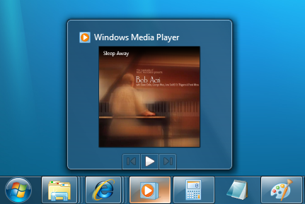 miniatuurtaakbalk voor Windows Media Player, met drie knoppen: terug, afspelen en doorsturen